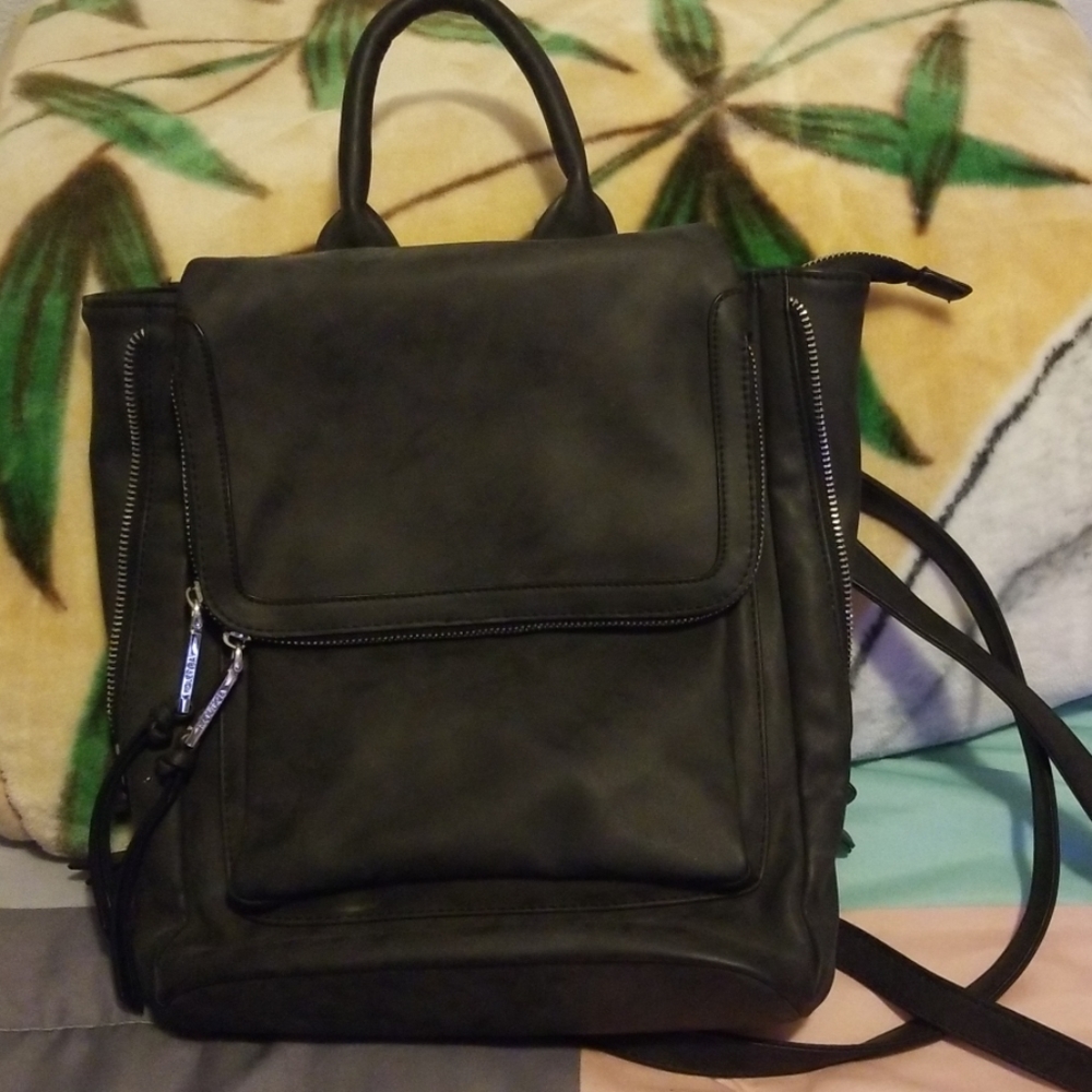 Purse/backpack